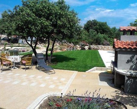 Apartments Villa Flora Rogoznica  Extérieur photo